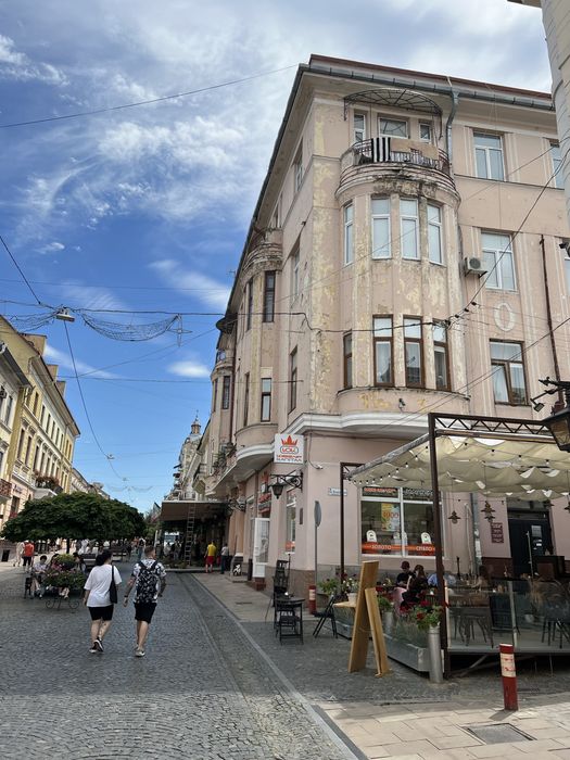 Здається комерційне приміщення! Кобилянська!