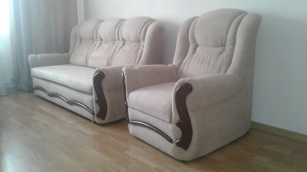 Ремонт і перетяжка м'яких меблів(дивани,ліжка,стільці)