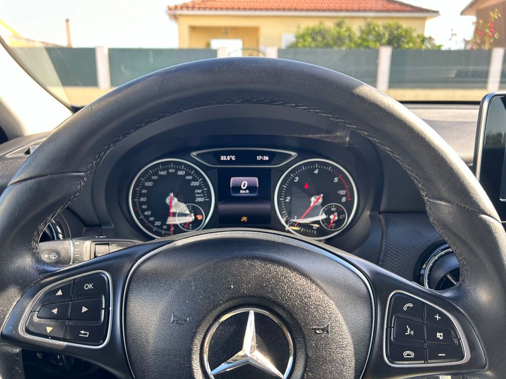 Mercedes Benz a180d