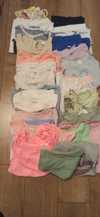 Rezerwacja do 18.11-Paczka ubranek rozm 140/146- sztuk 91