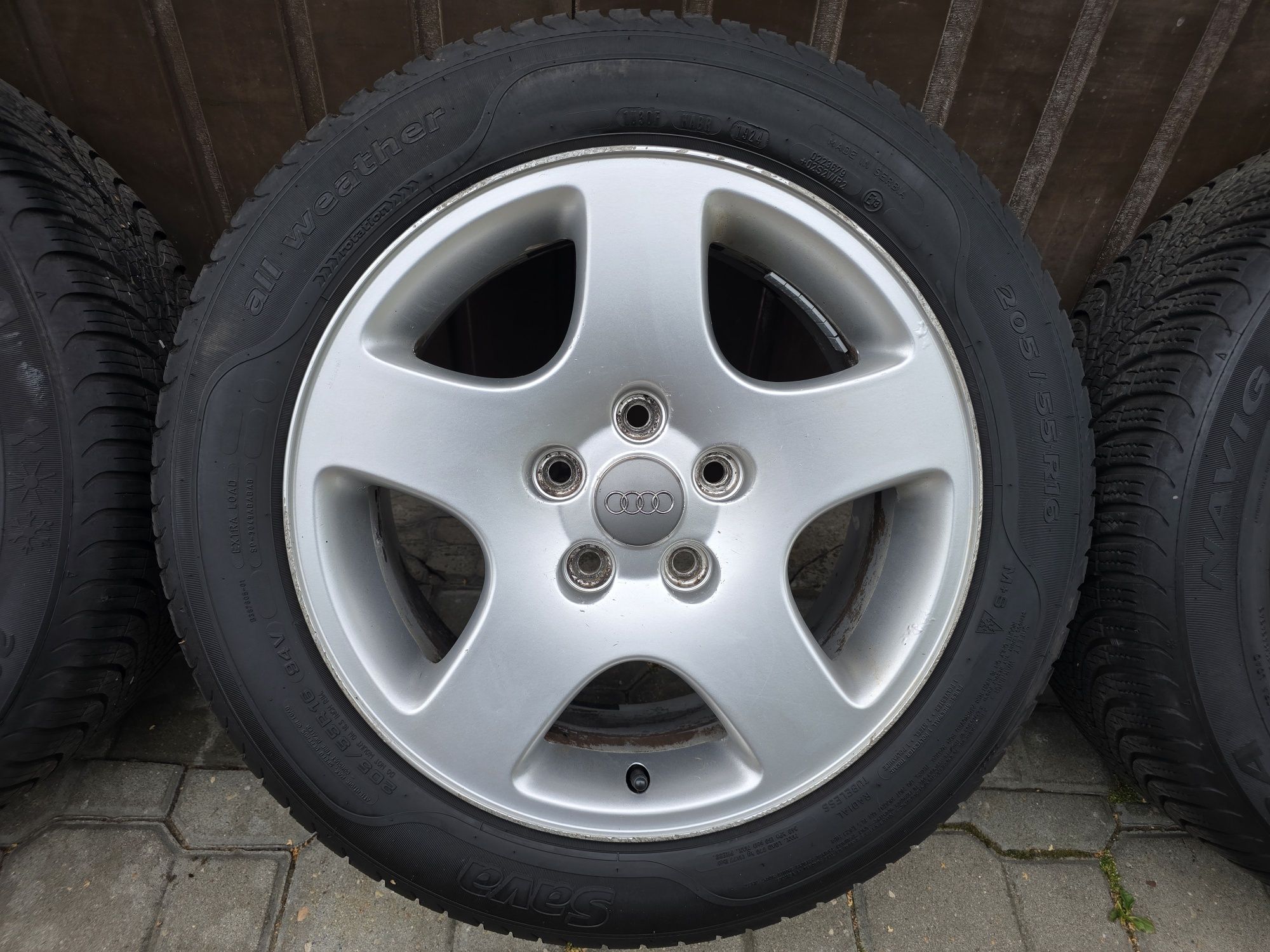 Felgi z oponami 205/55R16 Audi A4 B5 5x112 A6 A3 VW Passat Golf