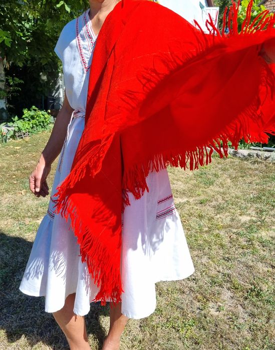 Сукня ретро  в українському національному стилі