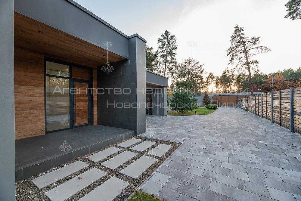 Продаж будинку за бассейном 250 км м Козин Конча-Заспа