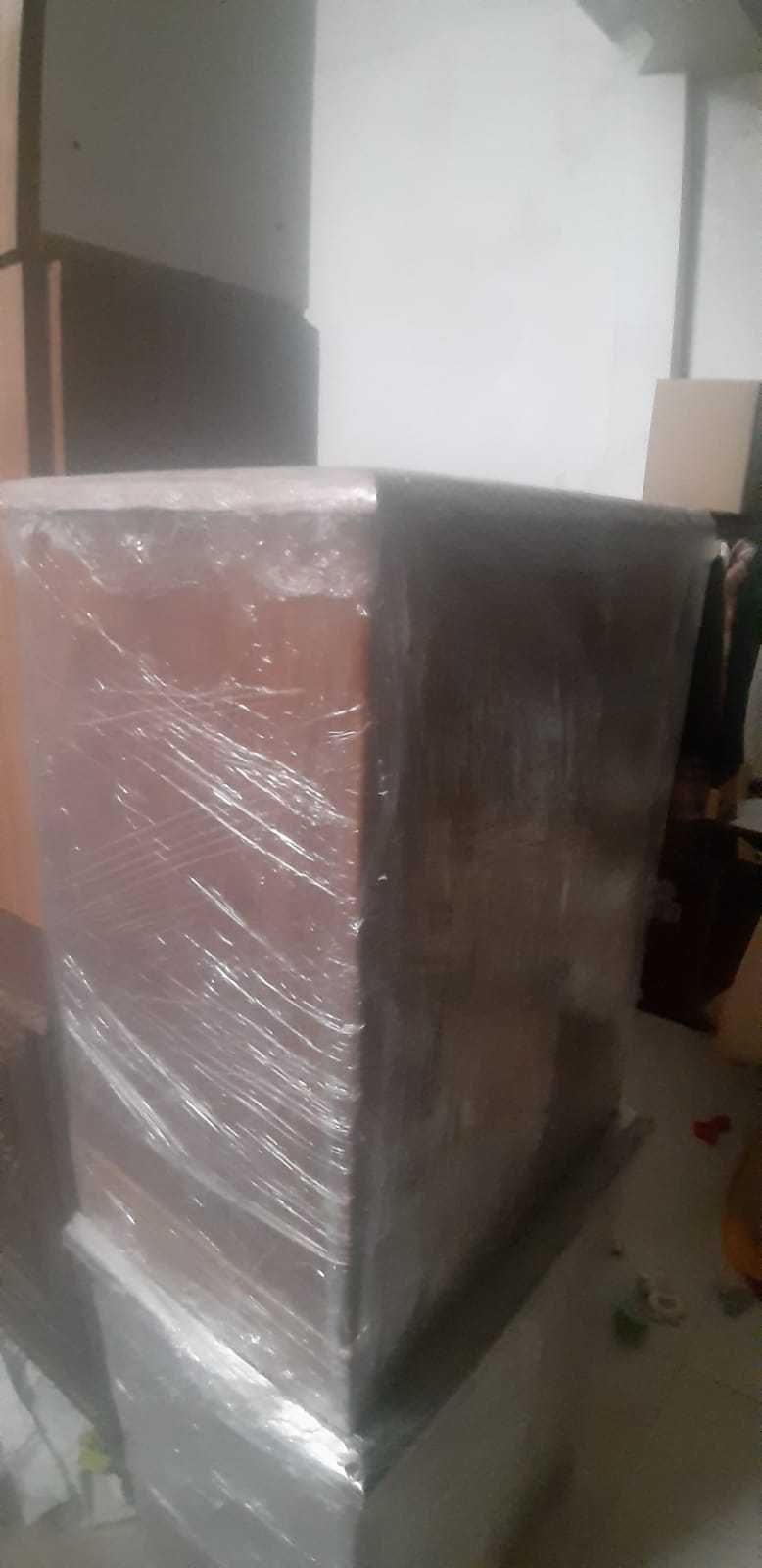 Conjunto Cama de solteiro e mesinha de cabeceira