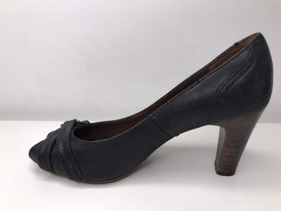 Czółenka skórzane Massimo Dutti Rozmiar 38