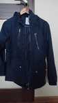Granatowa parka .