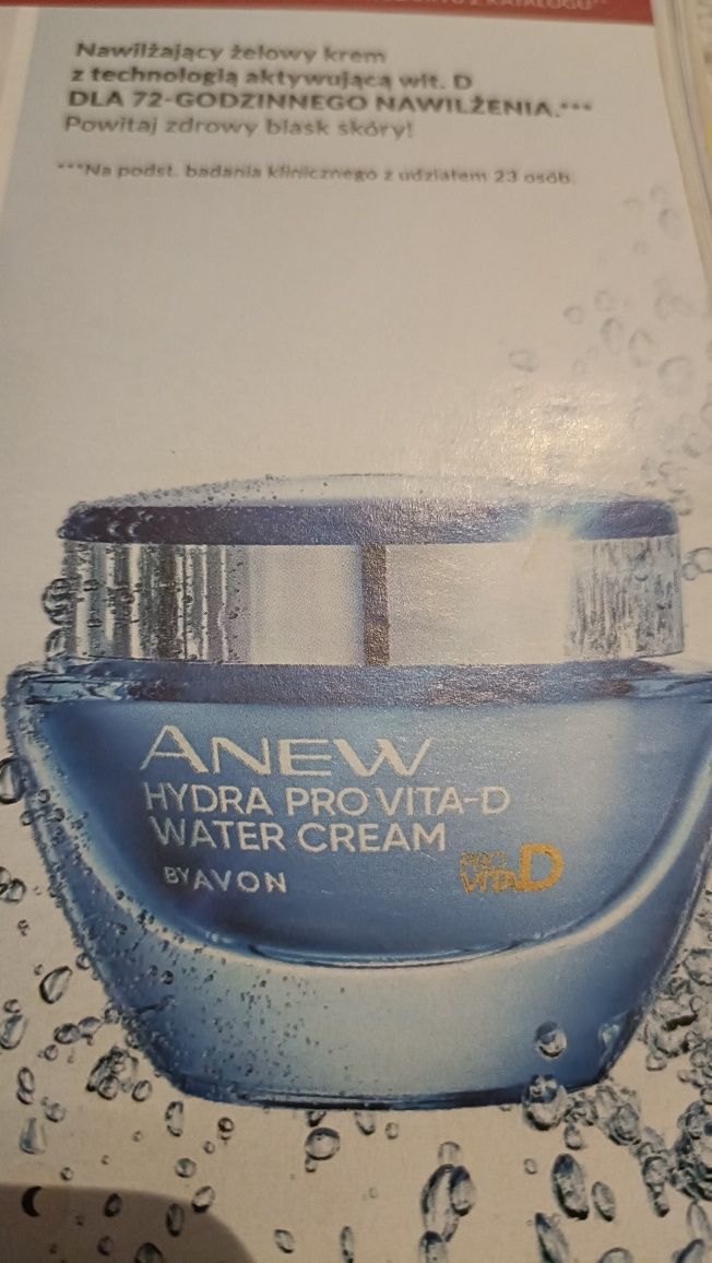 Krem Avon Anew nawilżający , aktywujący Wit D.