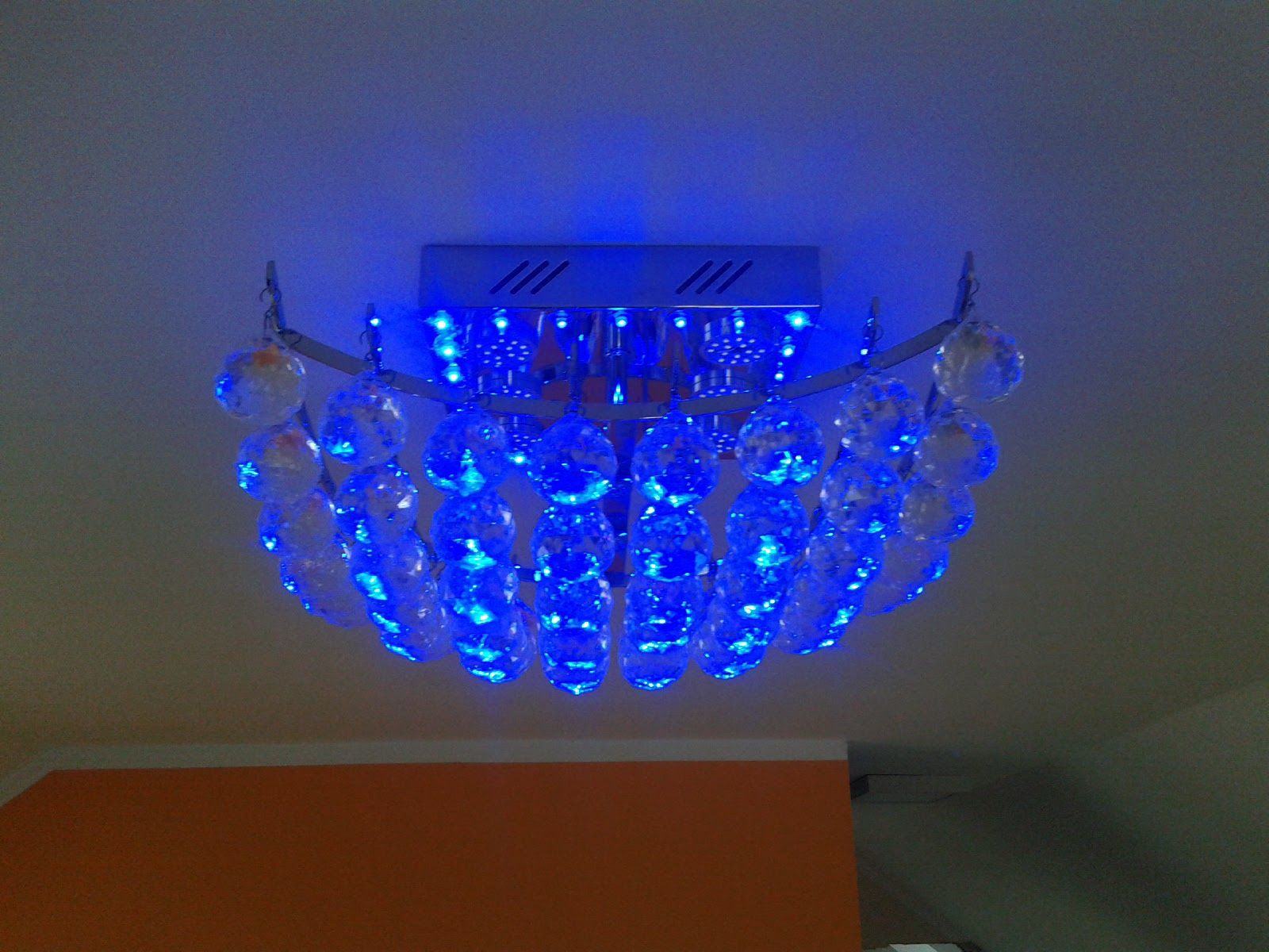 Żyrandol LED plafon z kryształami, 2 kolory - na pilota