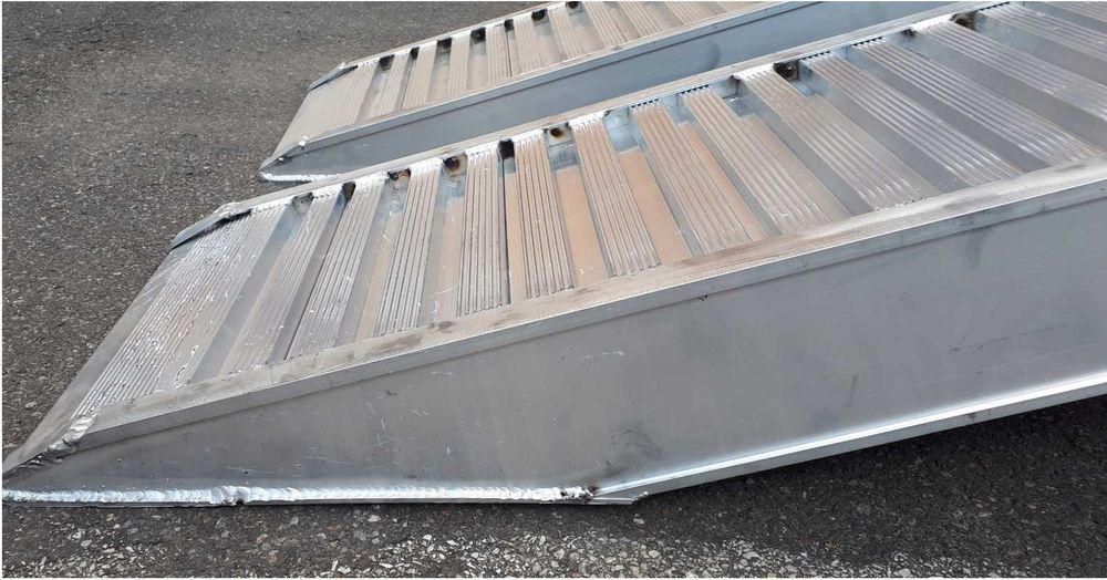 Najazdy aluminiowe do koparek,minikoparek certyfikat gwarancja dostawa