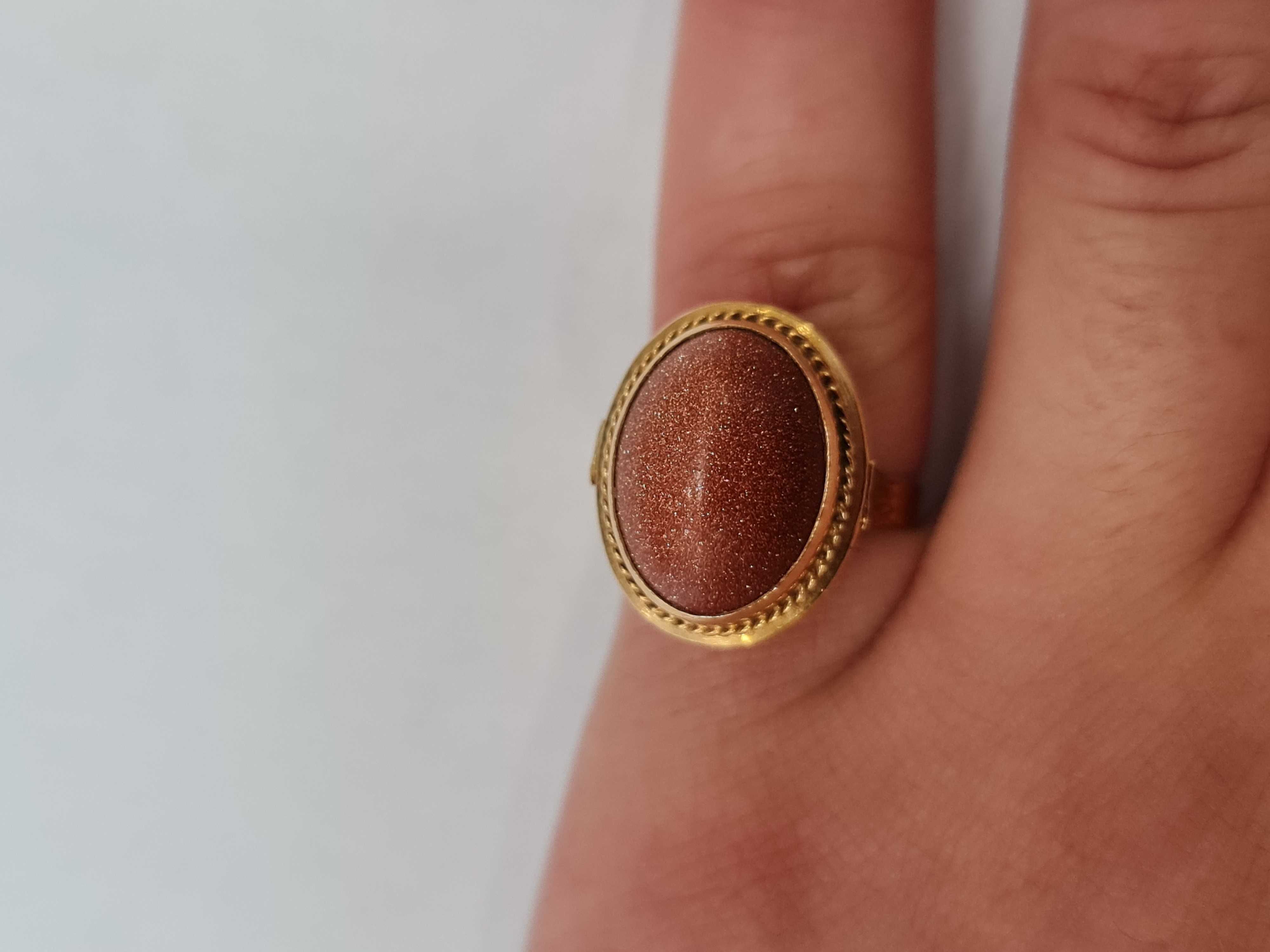 Piękny złoty pierścionek damski/ Piasek Pustyni/ 585/ 5.03 gram/ R14