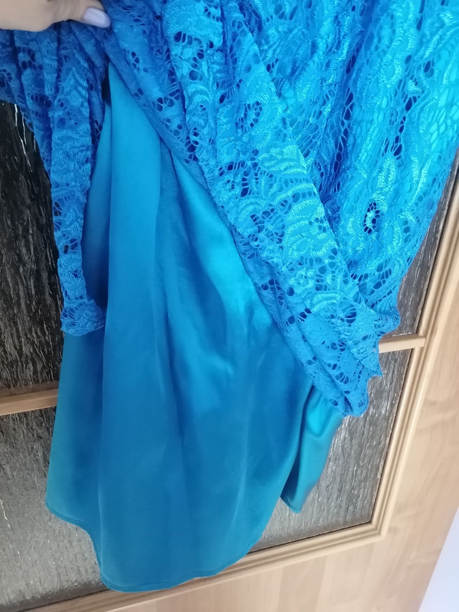 Sukienka z koronki niebieska z haleczką!