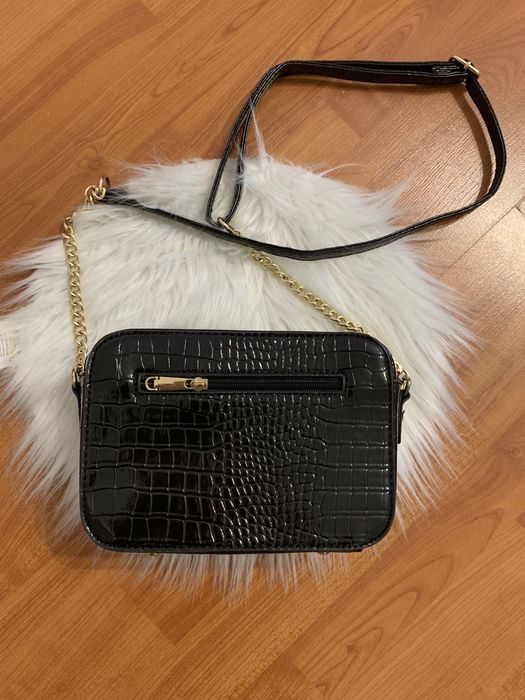 Сумочка Pinko.