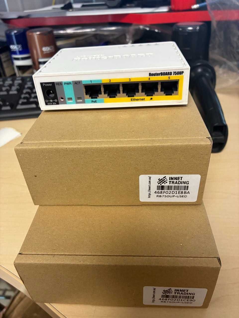Продам вживаний маршрутизатор РОЕ MikroTik RouterBoard RB750UP