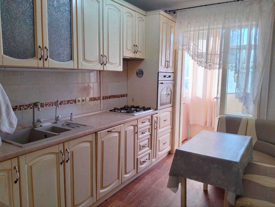 продам 3х ком квартиру на Крымской