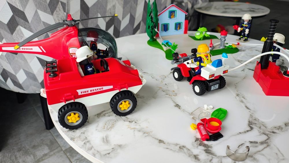 Playmobile zestaw straży pożarnej