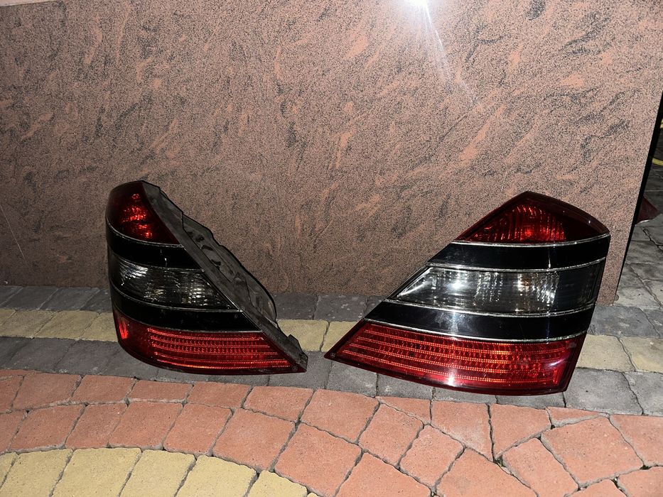 Задні стопи на Мерседес s 320