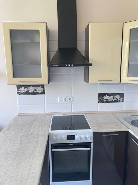 Квартира-студия с ремонтом и мебелью, Боровского