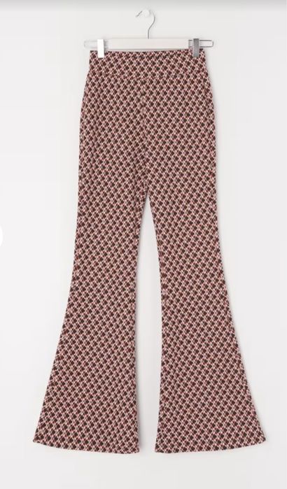 Розкльошені штани