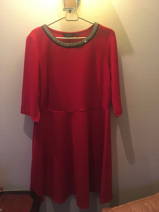 Червона сукня новорічна святкова великого розміру БАТАЛ