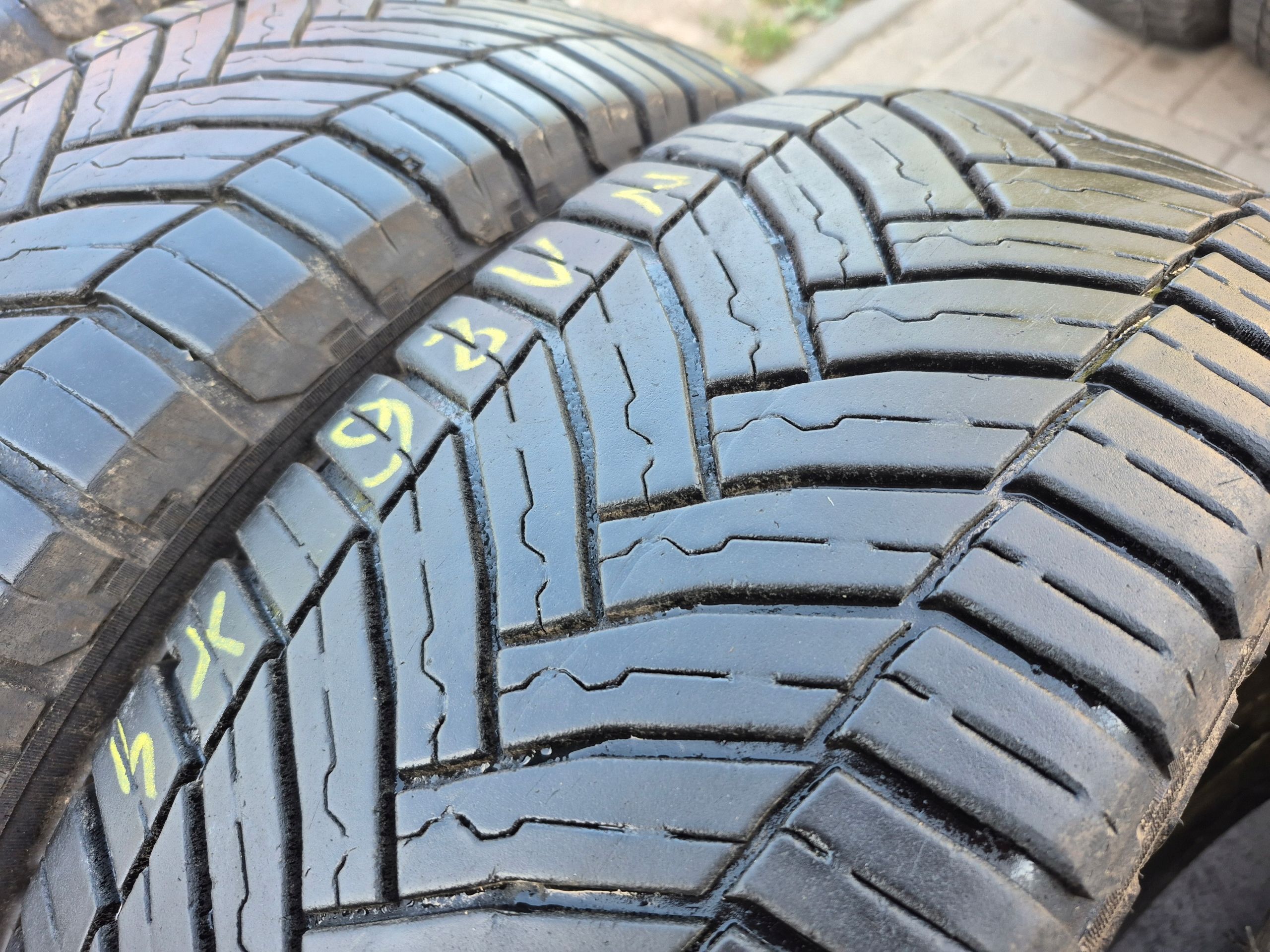 Michelin Agilis Crossclimate 215/65R16C 109/107 T 22R 4X