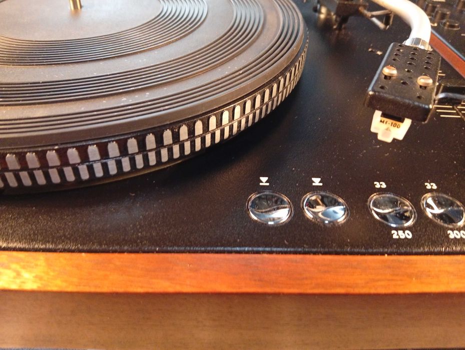 Gramofon Unitra Daniel ze wzmacniaczem Fonica 1100 HIFI STEREO