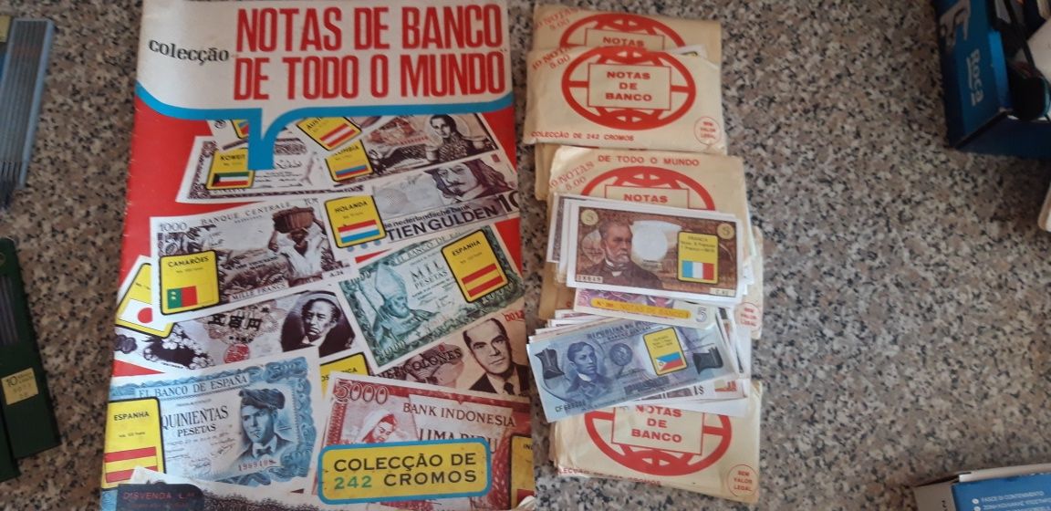 Caderneta Antiga Notas do Mundo