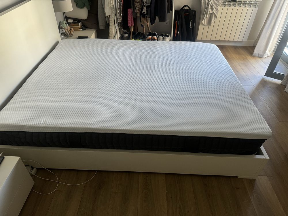 Colchão Emma Híbrido + Cama com estrado 160x200