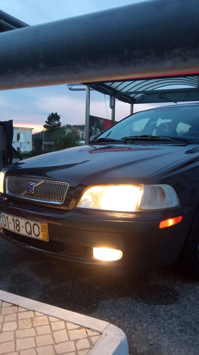Vendo volvo v40 ano 2000