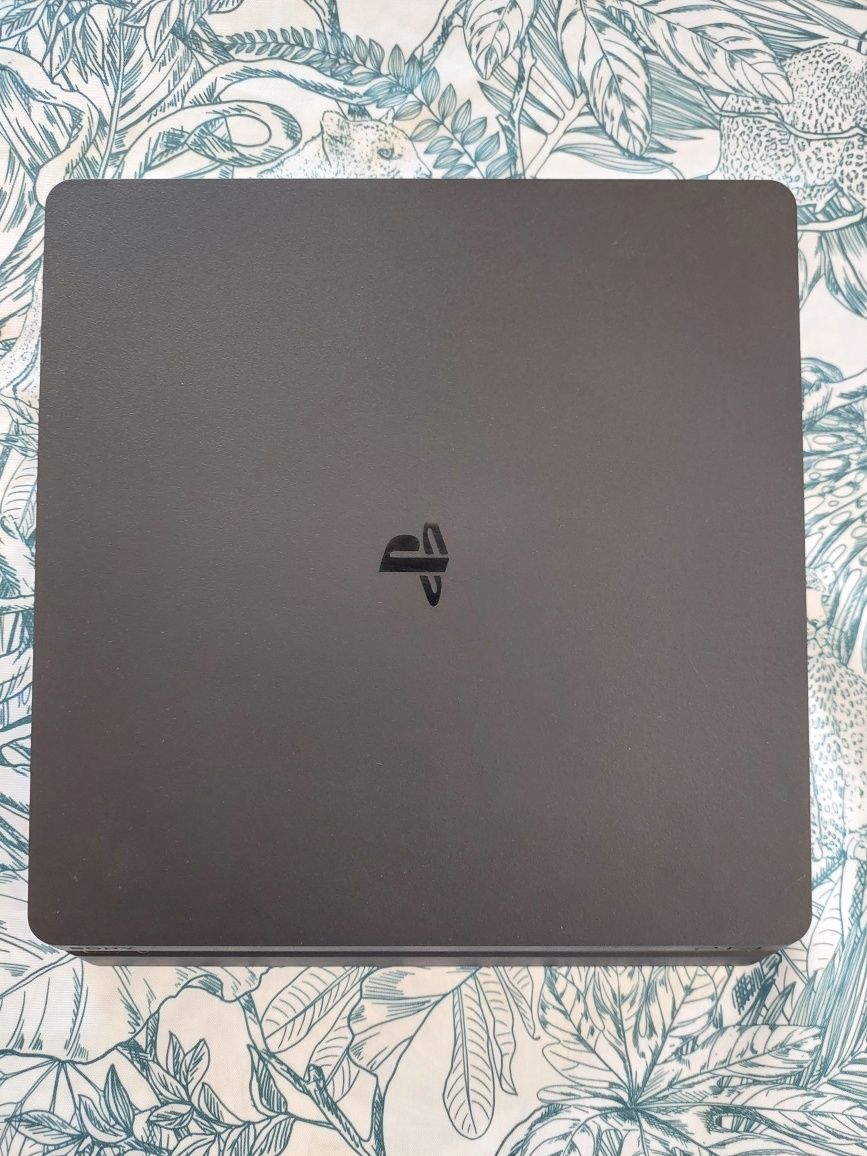 Playstation 4 SLIM 1TB