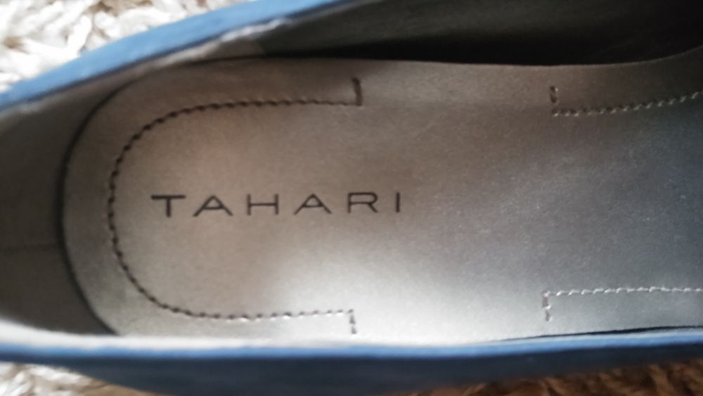 Tahari Adrian нові туфельки-балетки, низький хід, нубук, 24, 5-25 см.