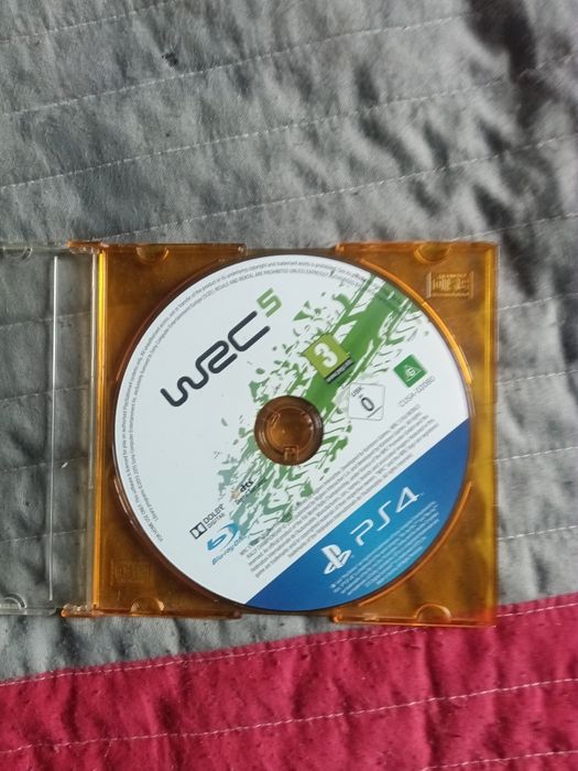 WRC 5 ps4       .