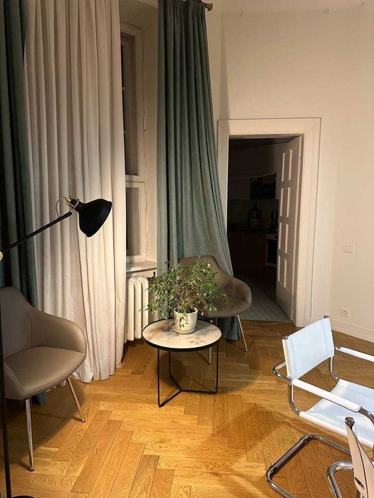 вул. Стецька-Саксаганського. Центр Львова. Світло НЕ вимикають. Оренда