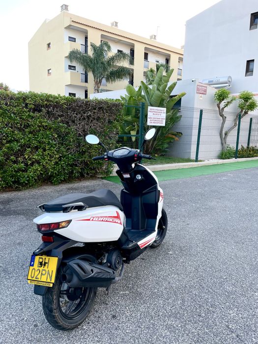 Moto kewaay 50cc ano 2024