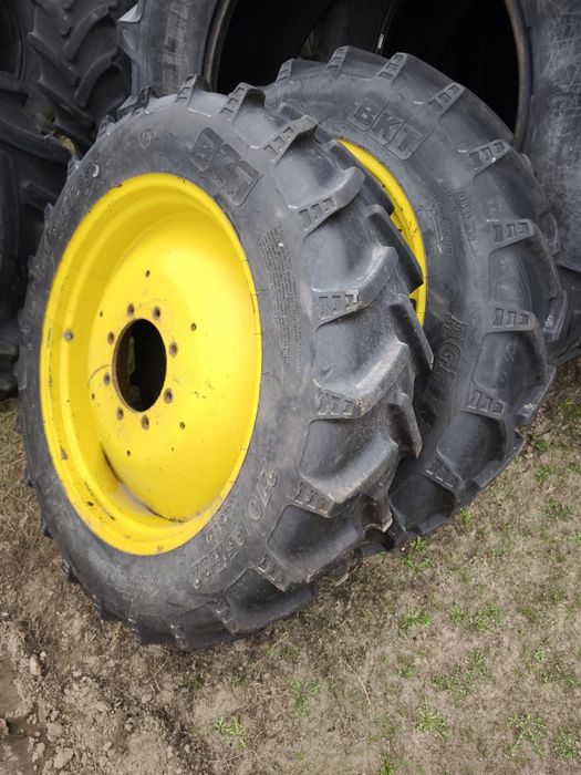 Koła jak Nowe 270/95 R - 32 BKT 11.2 R32 Radialne na powietrzu, felgi.