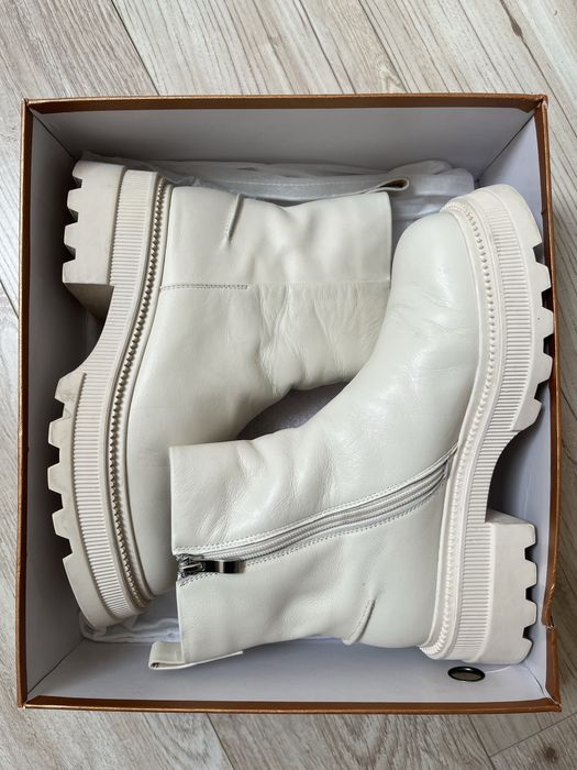 Зимні черевики 39 р