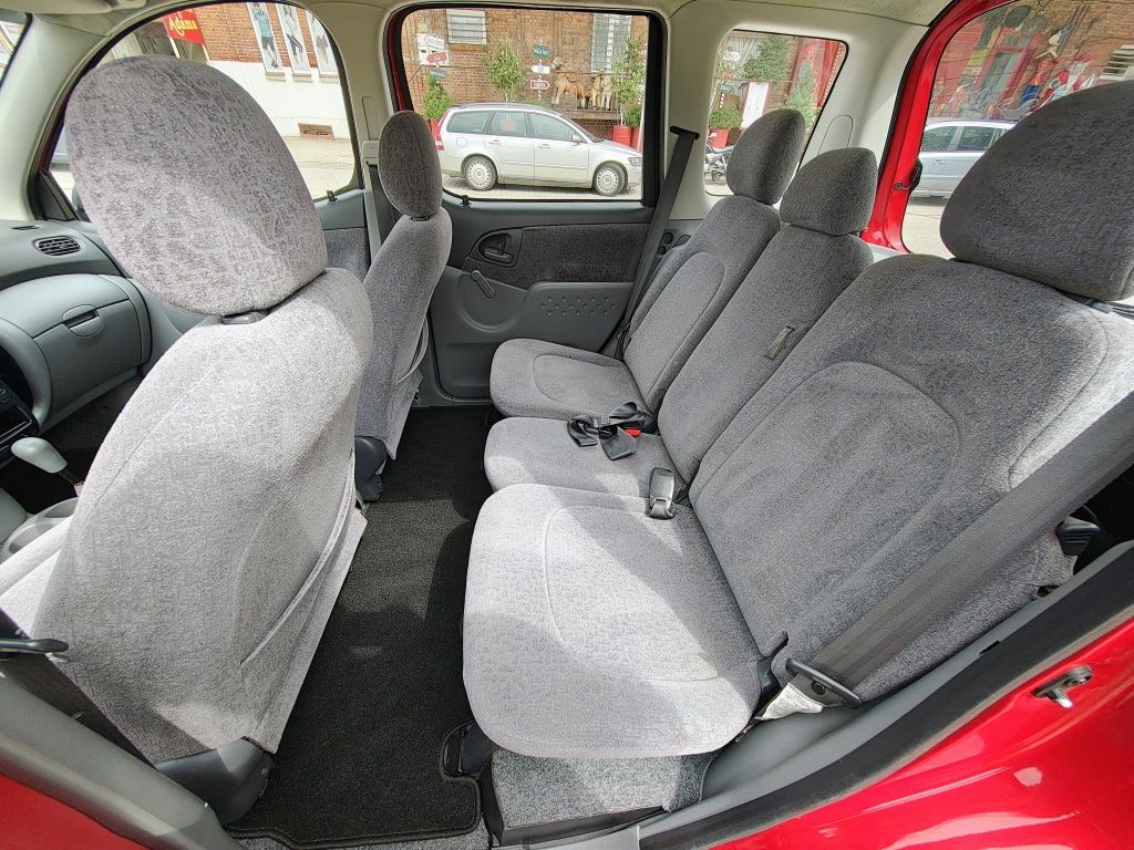 Toyota Yaris Verso mini Van 183000km