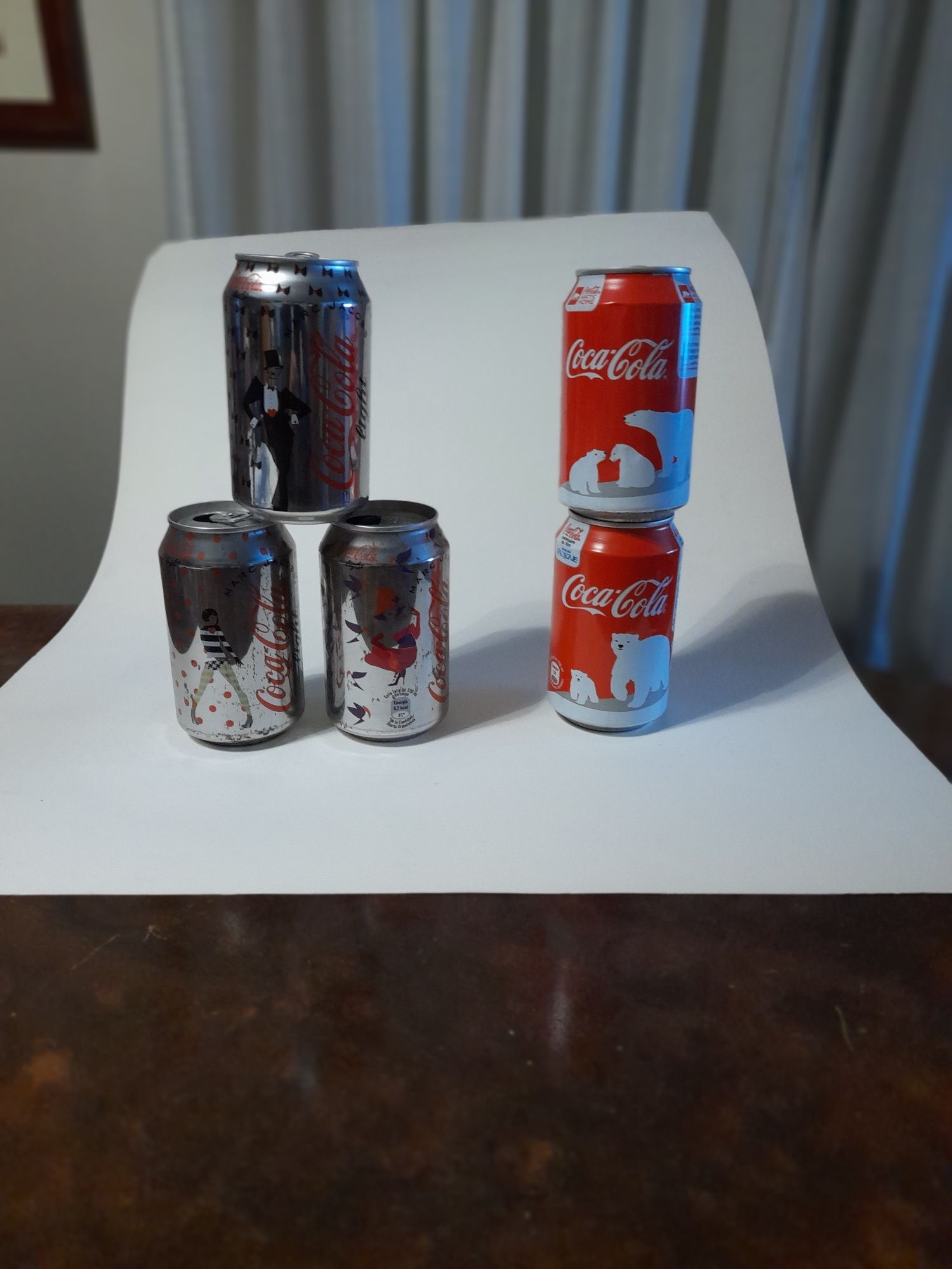 Latas de Coca Cola