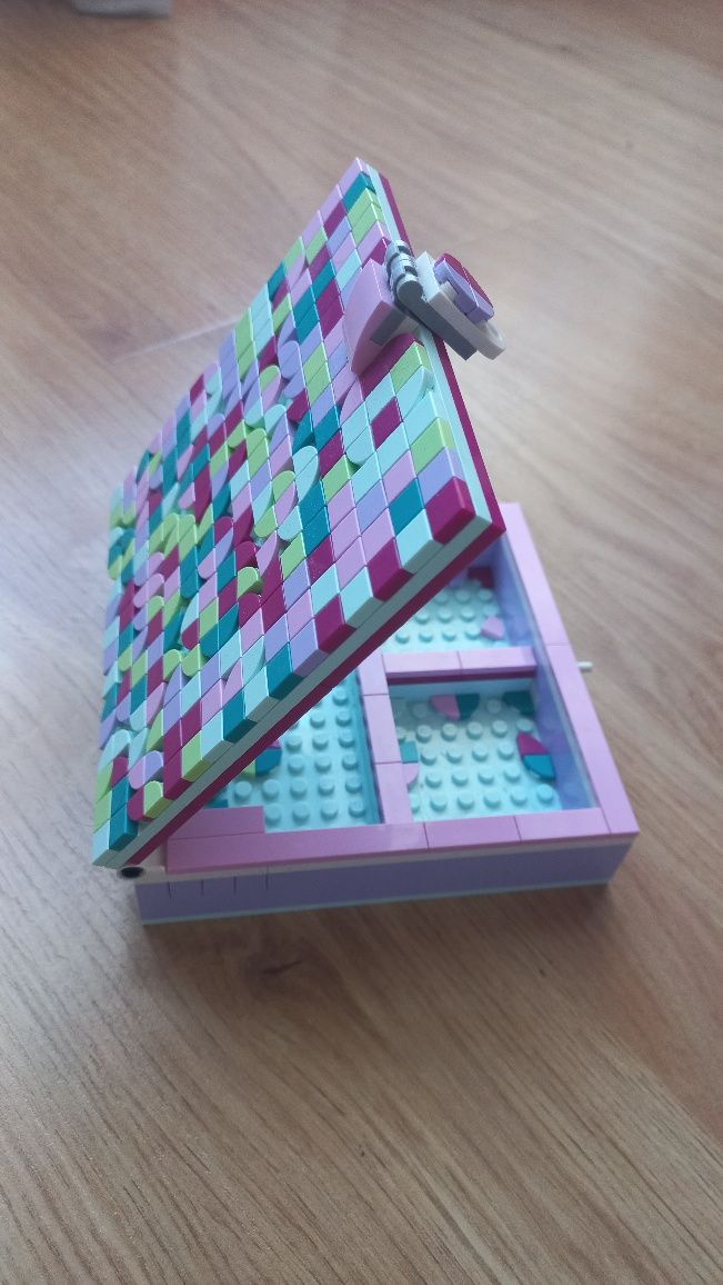 Guarda joias dots lego