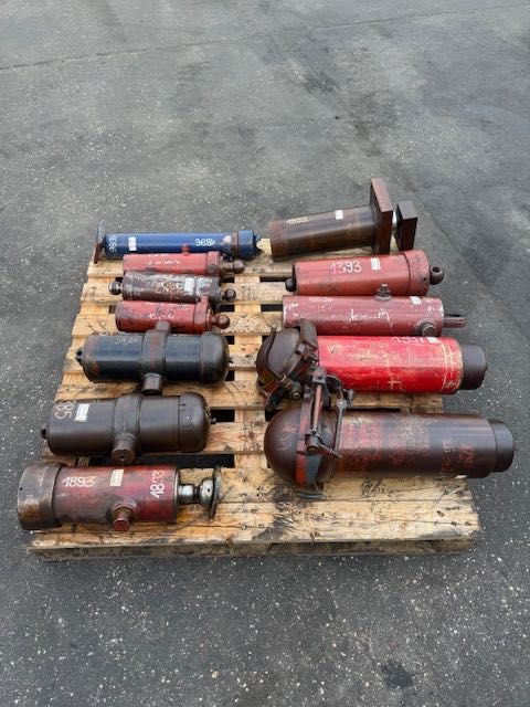 Komplet siłowników kipra używanych i po regeneracji