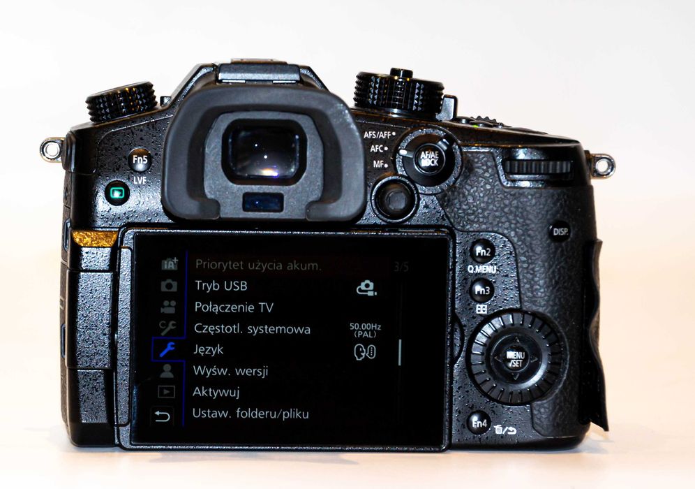 Panasonic Lumix DC-GH5 BODY 20.3Mpix 10TYŚ