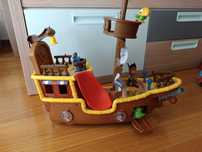 Barco Jake Bucky musical, Pirata Jake