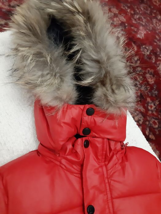 Дуже тепла курточка на хлопчика.