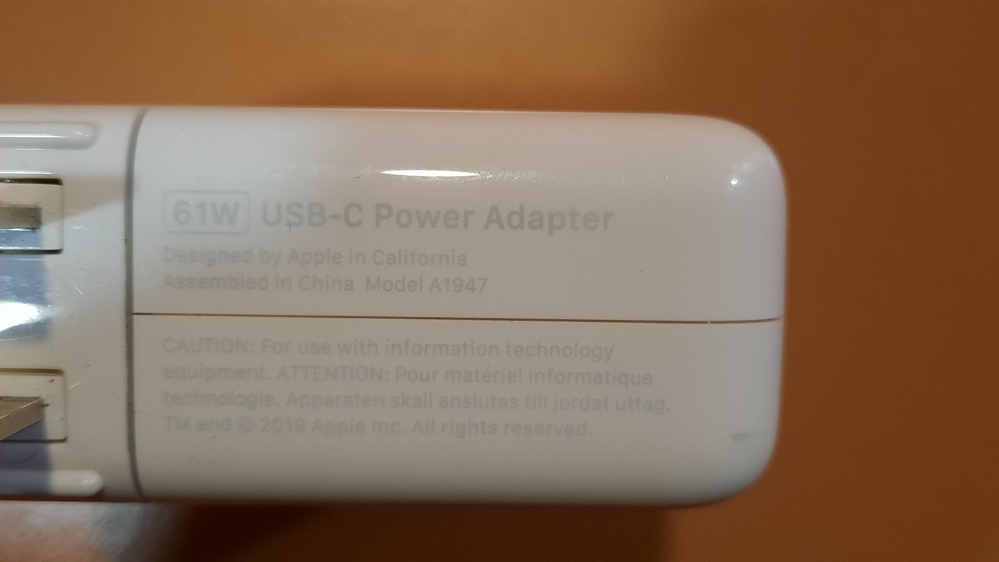 Адаптер питания usb 61w. Для appl