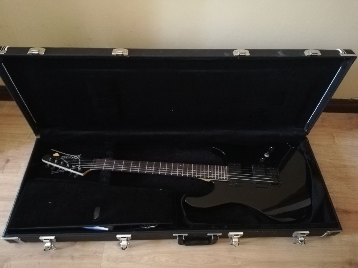 Guitarra Peavey AT-200 + Hard Case para guitarra