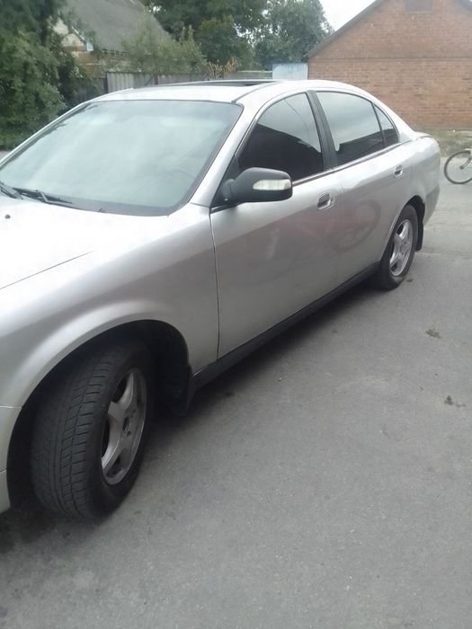 Продаю Чері істар