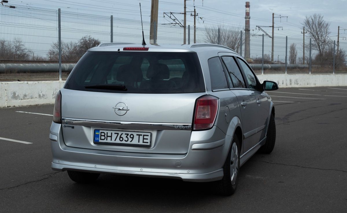 Opel Astra H 1.7 дизель