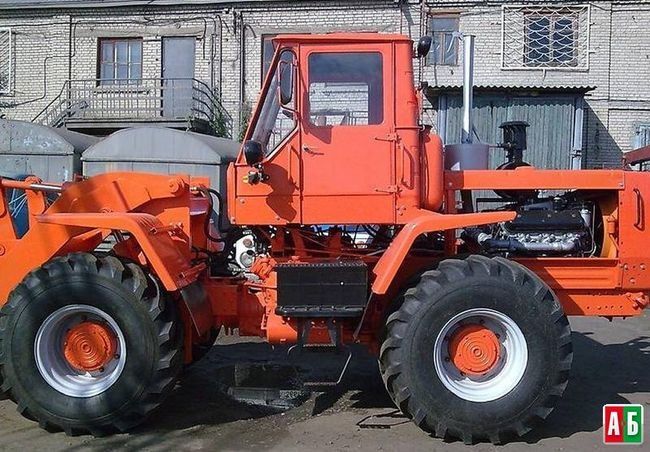 Продам СПЕЦТЕХНИКА Погрузчик ХТЗ Т-156