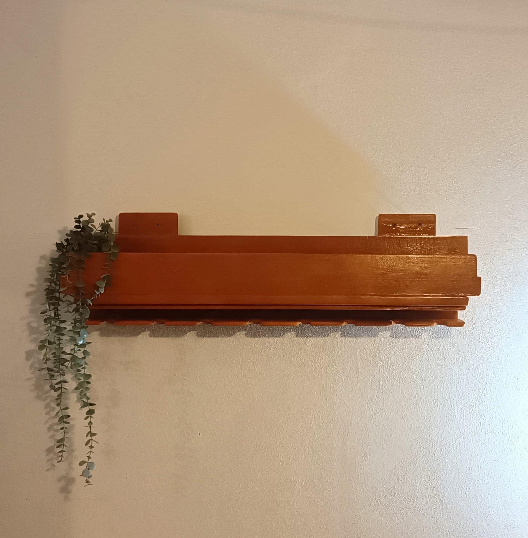 Garrafeira de parede artesanal