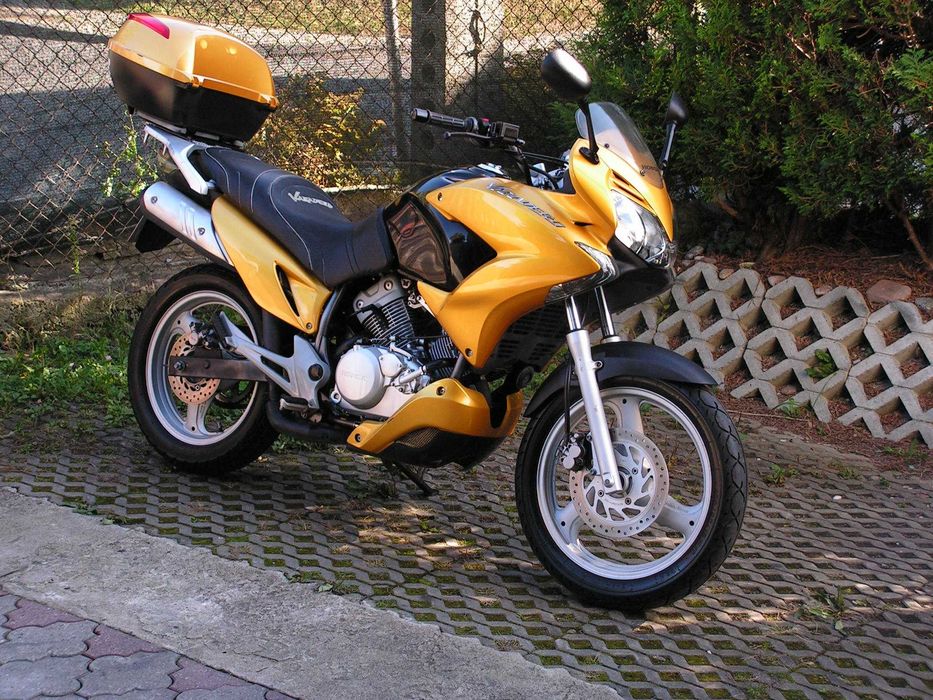 HONDA VARADERO 125 XL PŁUG Lift KUFER shadow cbf cbr wr 2008 r. Kat B