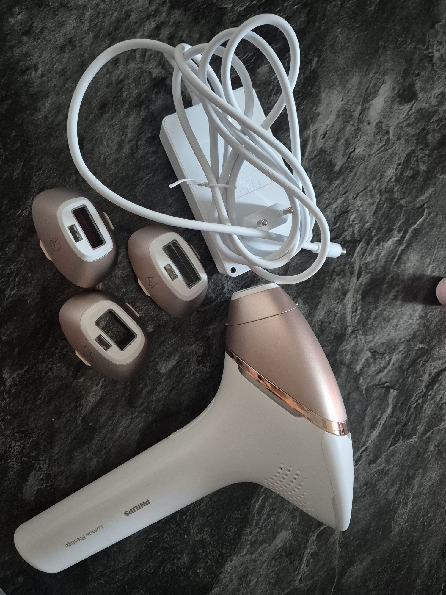 Depilator laserowy Philips Lumea Prestige